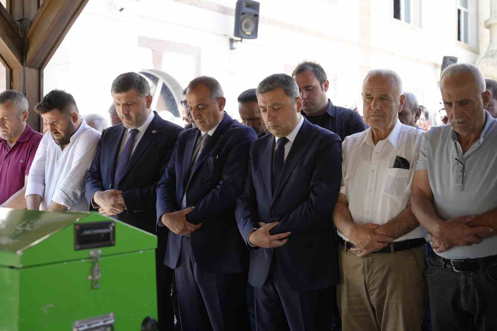 Gümüşhane’de Haniye için gıyabi cenaze namazı kılındı
