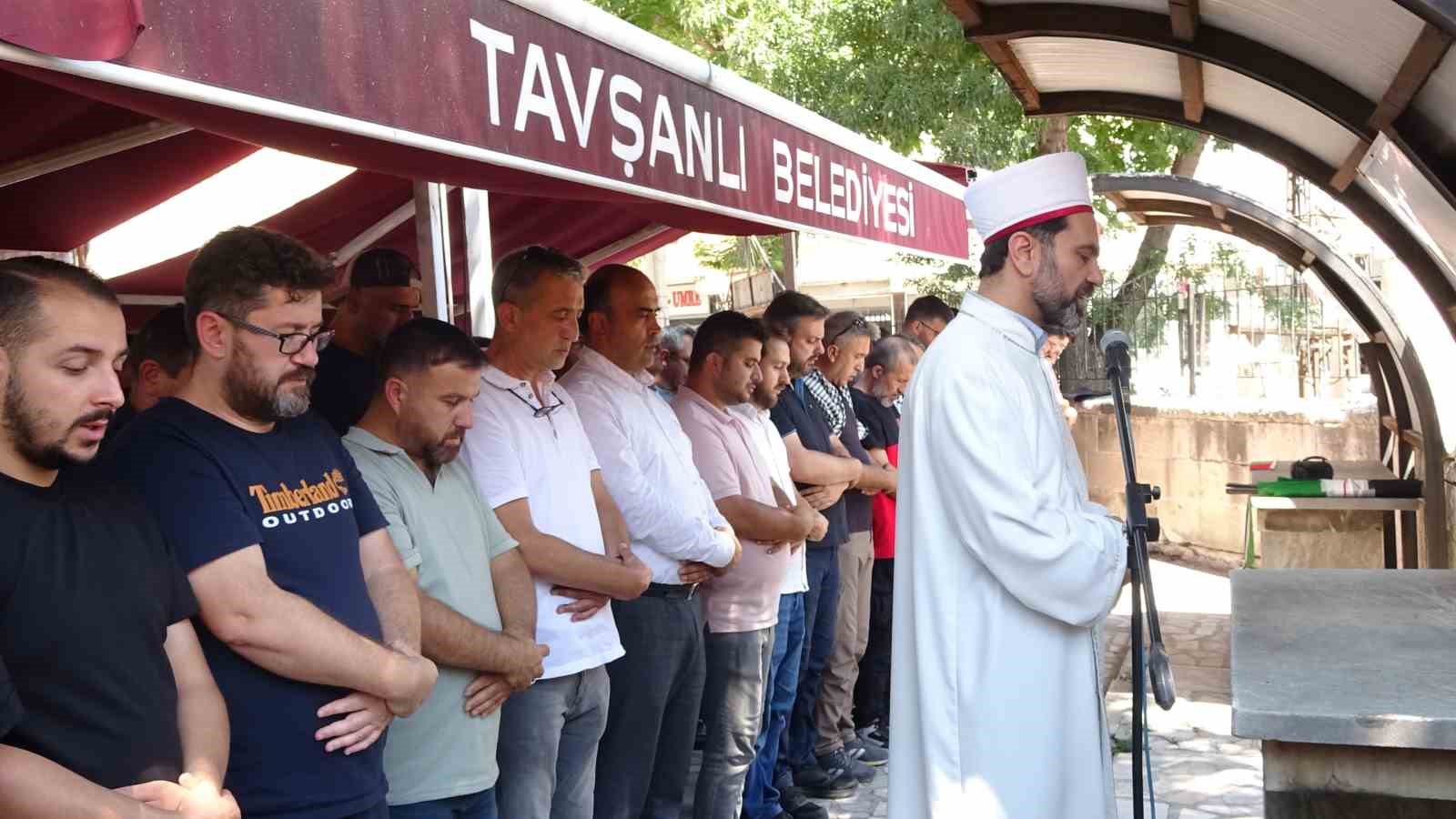 Şehit edilen Hamas Lideri i&ccedil;in Tavşanlı&rsquo;da gıyabi cenaze namazı kılındı
