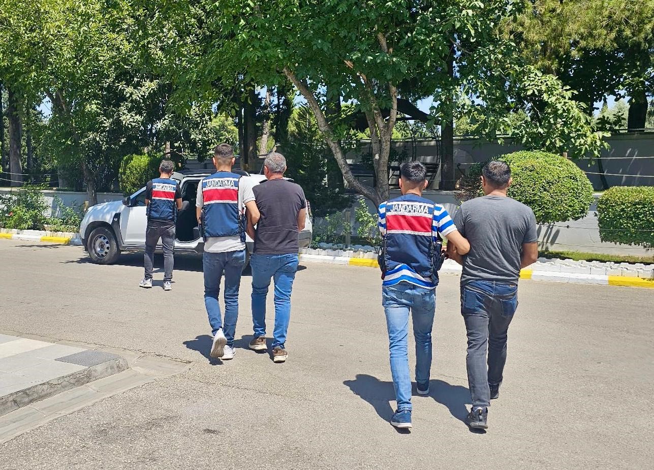 Sosyal medyadan terör propagandasına 3 gözaltı