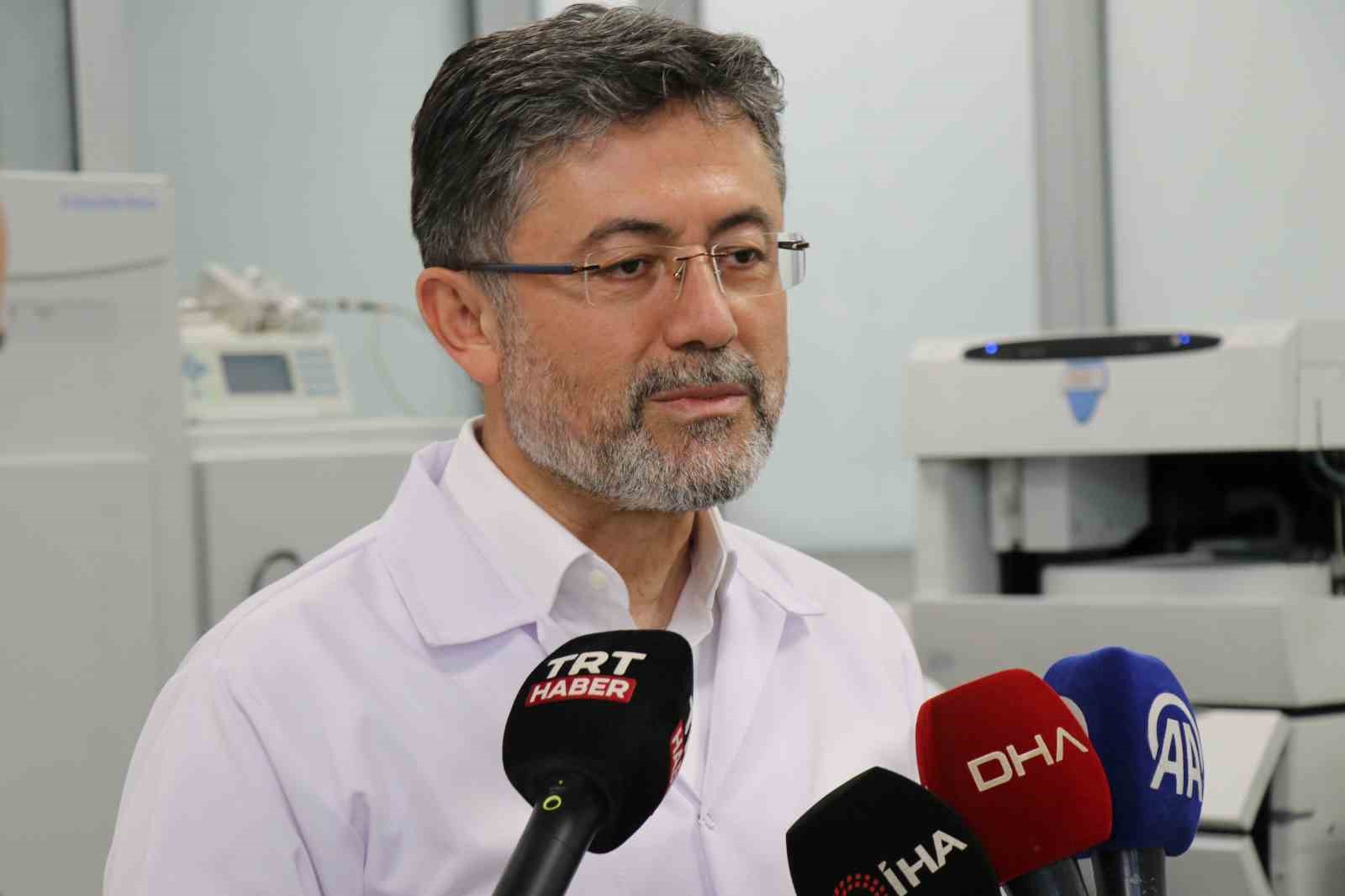 Bakan Yumaklı duyurdu: Peynir etiketlerinde yeni d&ouml;nem başlıyor
