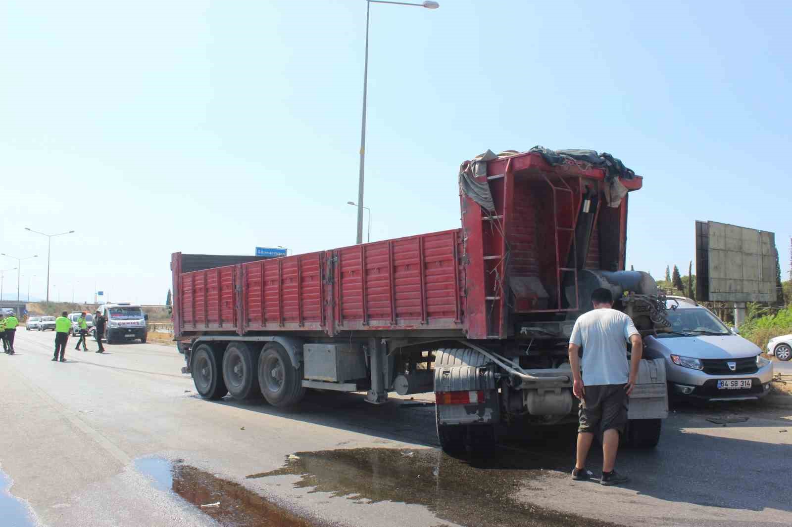 Manisa’da zincirleme kaza: 3 yaralı