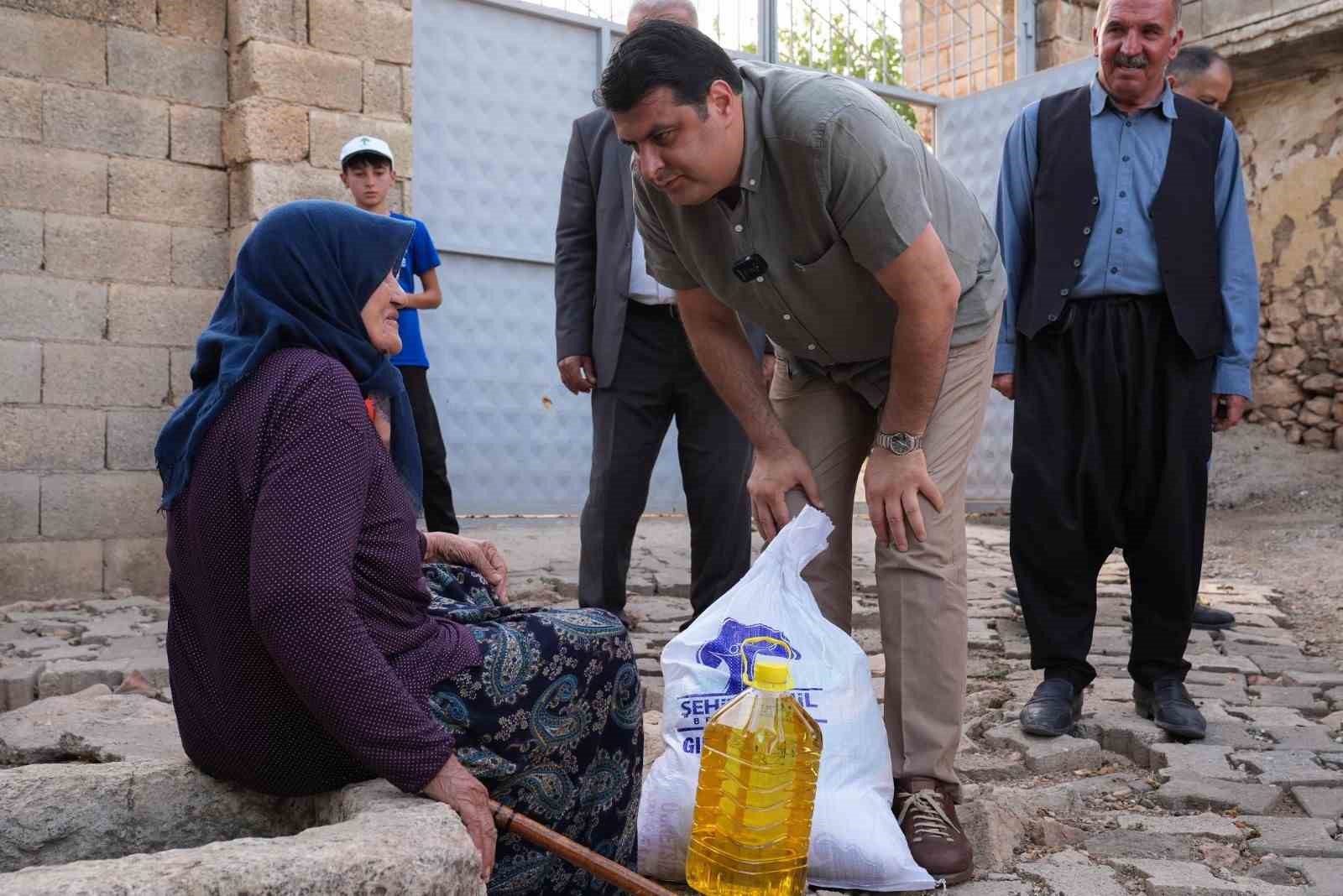 Kriz döneminde Yılmaz’dan anlamlı destek
