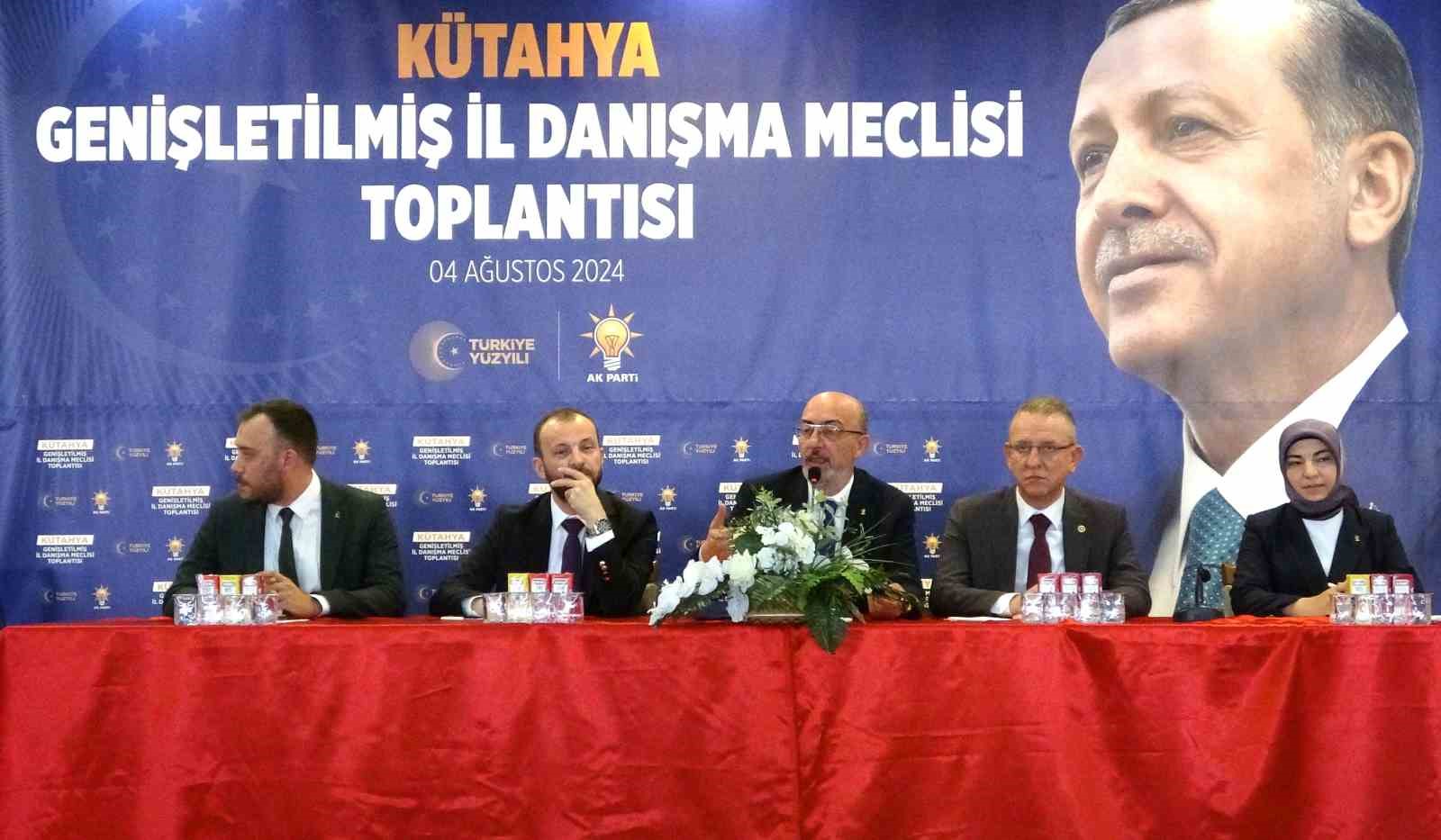 AK Parti Genel Başkan Yardımcısı Demir&ouml;z: "T&uuml;rkiye, 2025&rsquo;te yine d&uuml;nyada en hızlı b&uuml;y&uuml;yen &uuml;lkeler arasında yerini alacak"
