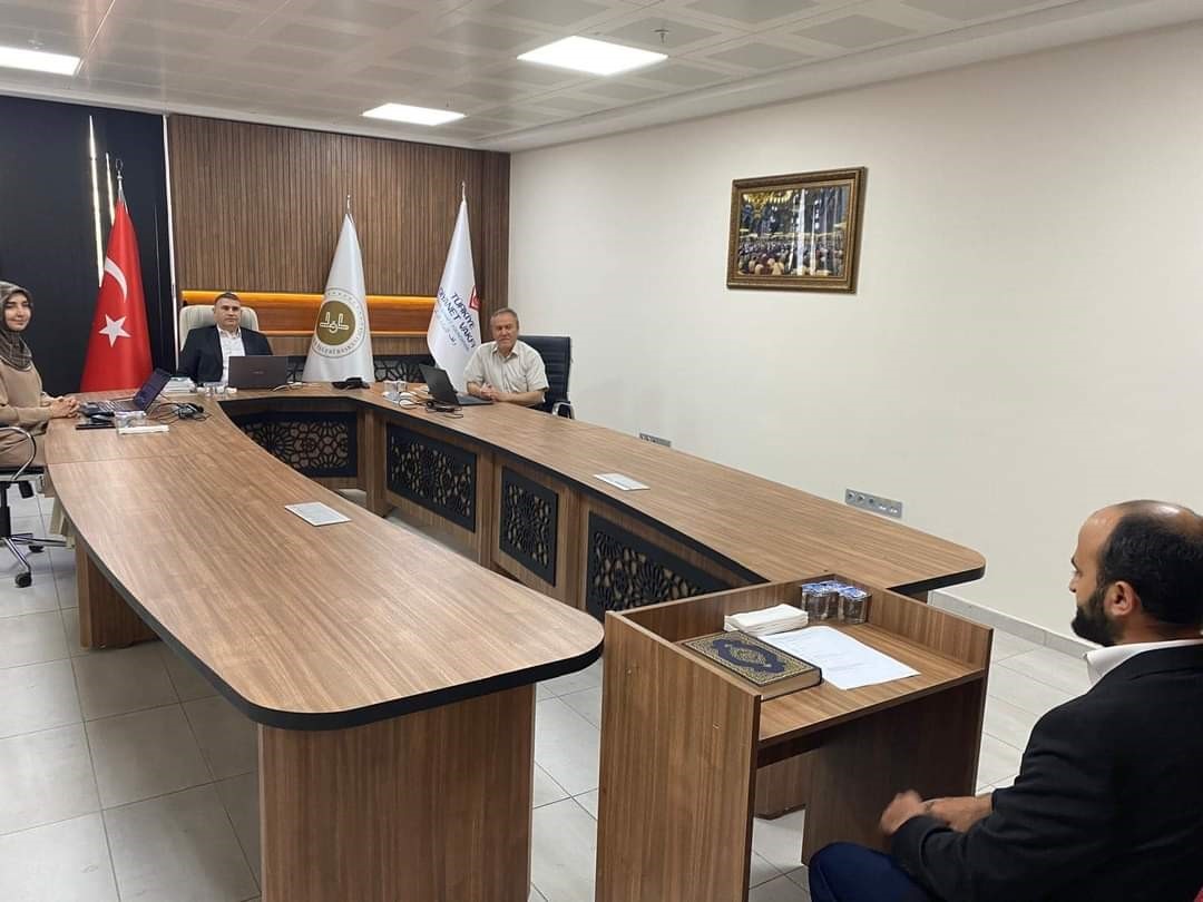 K&uuml;tahya&rsquo;da umre g&ouml;revlileri i&ccedil;in m&uuml;lakatı yapıldı
