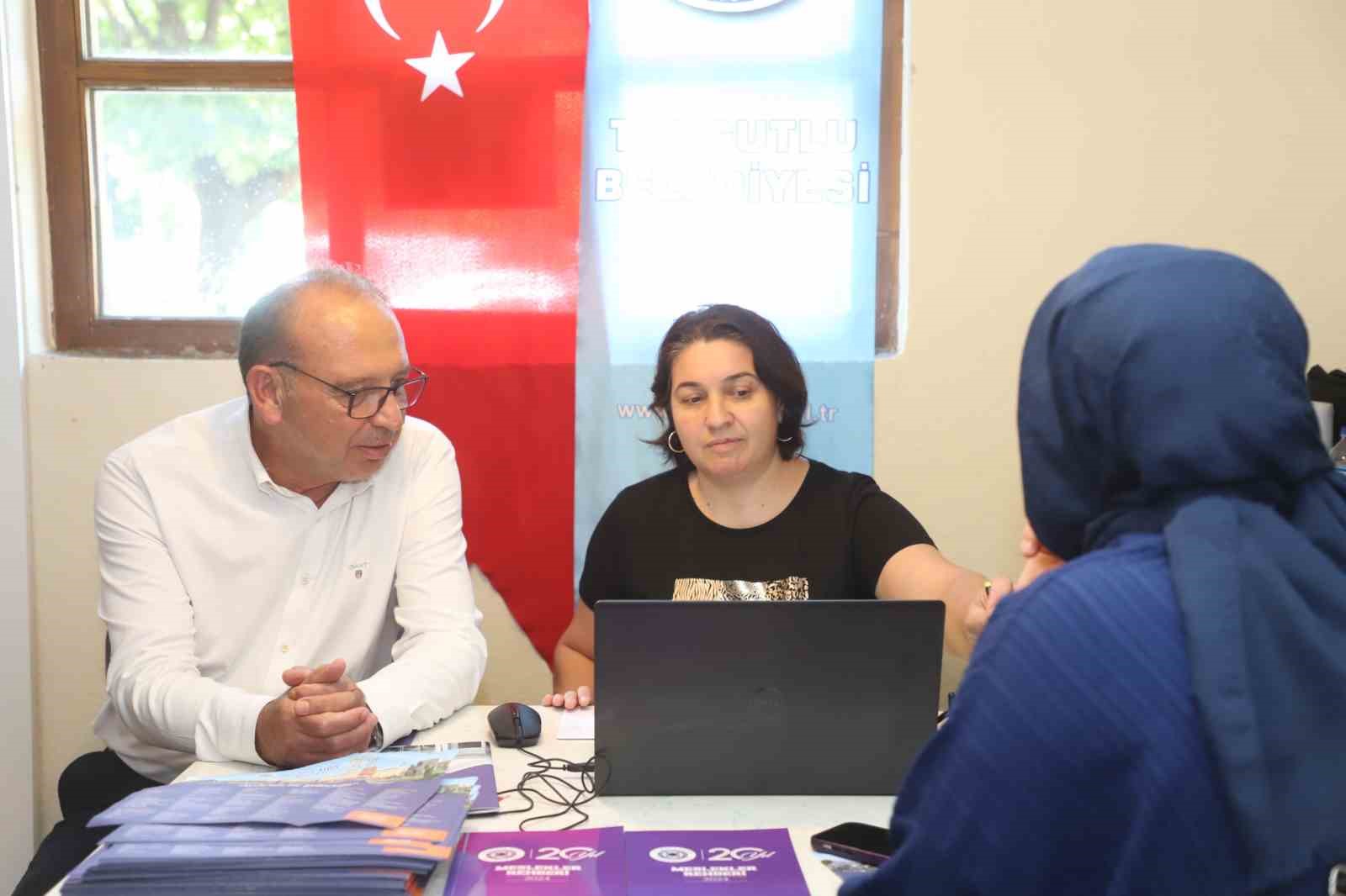Turgutlu Belediyesi, &uuml;niversite tercih d&ouml;neminde 750 &ouml;ğrenciye &uuml;cretsiz danışmanlık sağladı
