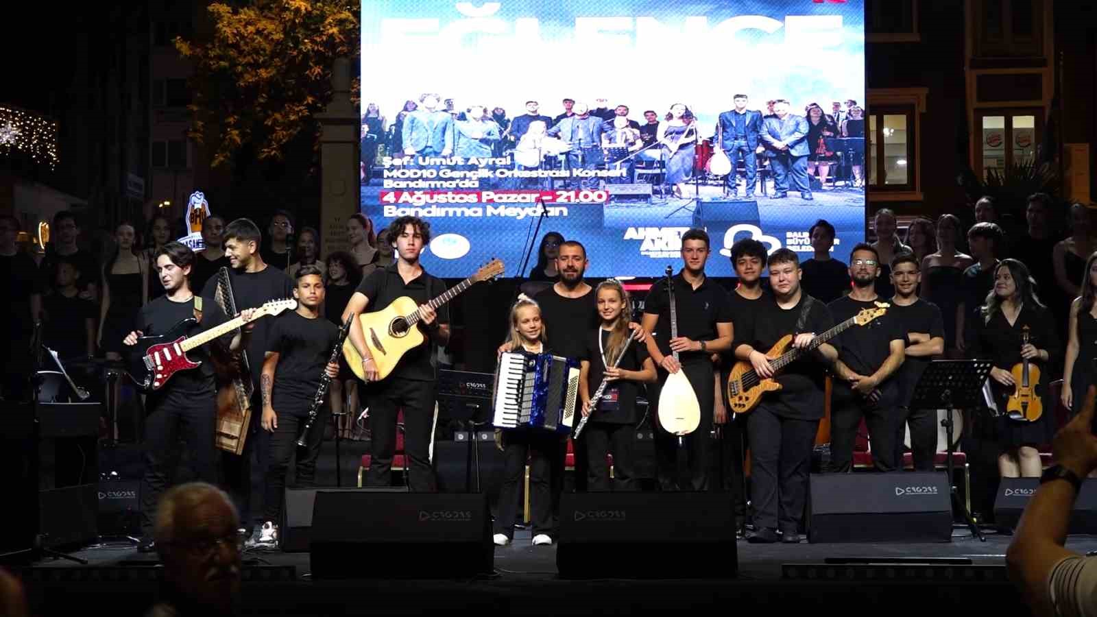 MOD10, yaz konserlerine Bandırma&rsquo;dan başlandı
