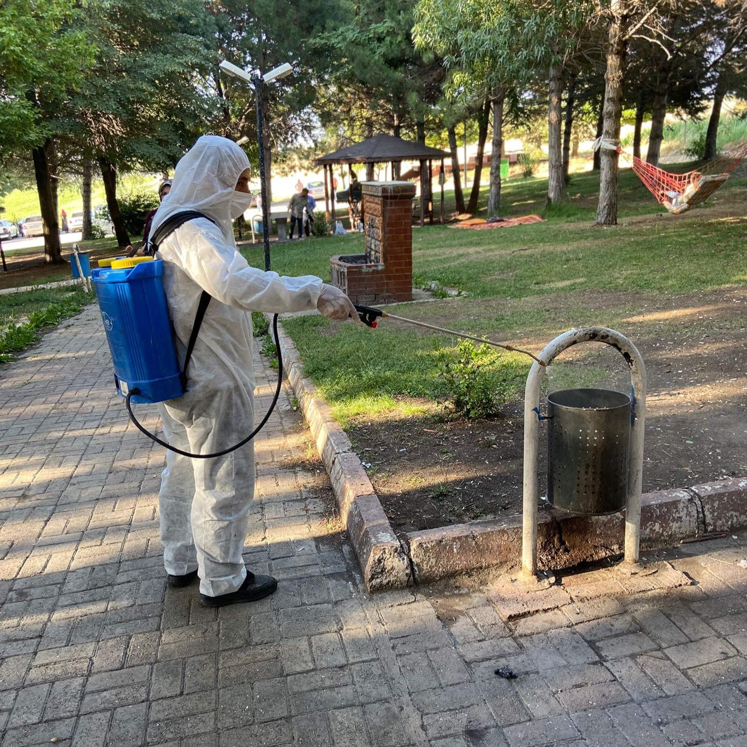 Elbistan&rsquo;da il&ccedil;e genelinde ila&ccedil;lama operasyonu ger&ccedil;ekleşti
