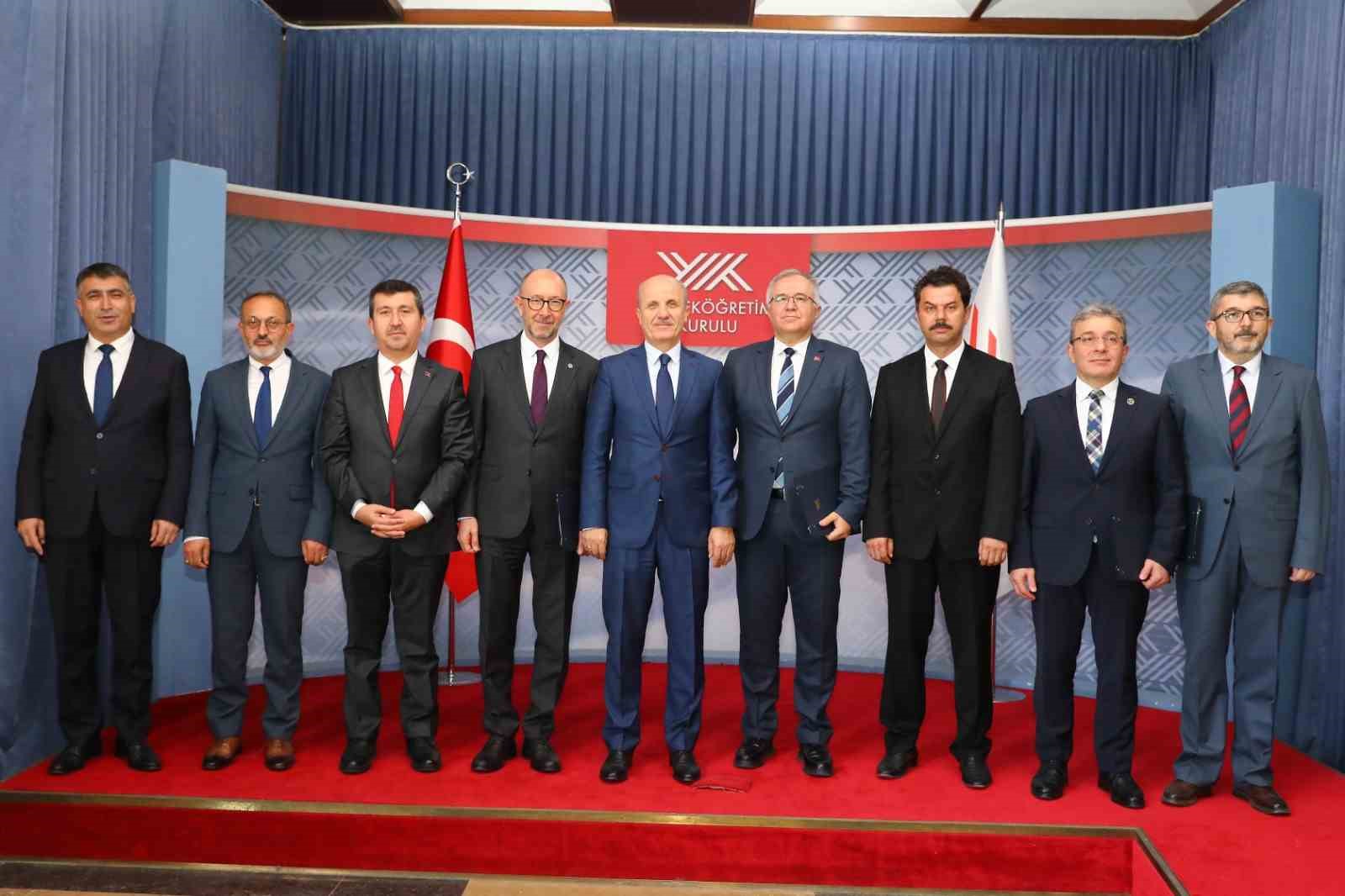 BŞEÜ Rektörü Prof. Dr. Zafer Asım Kaplancıklı mazbatasını aldı