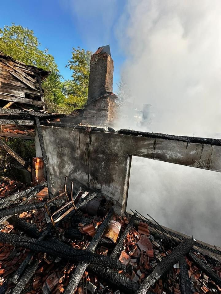 Devrek il&ccedil;esinde korkutan yangın
