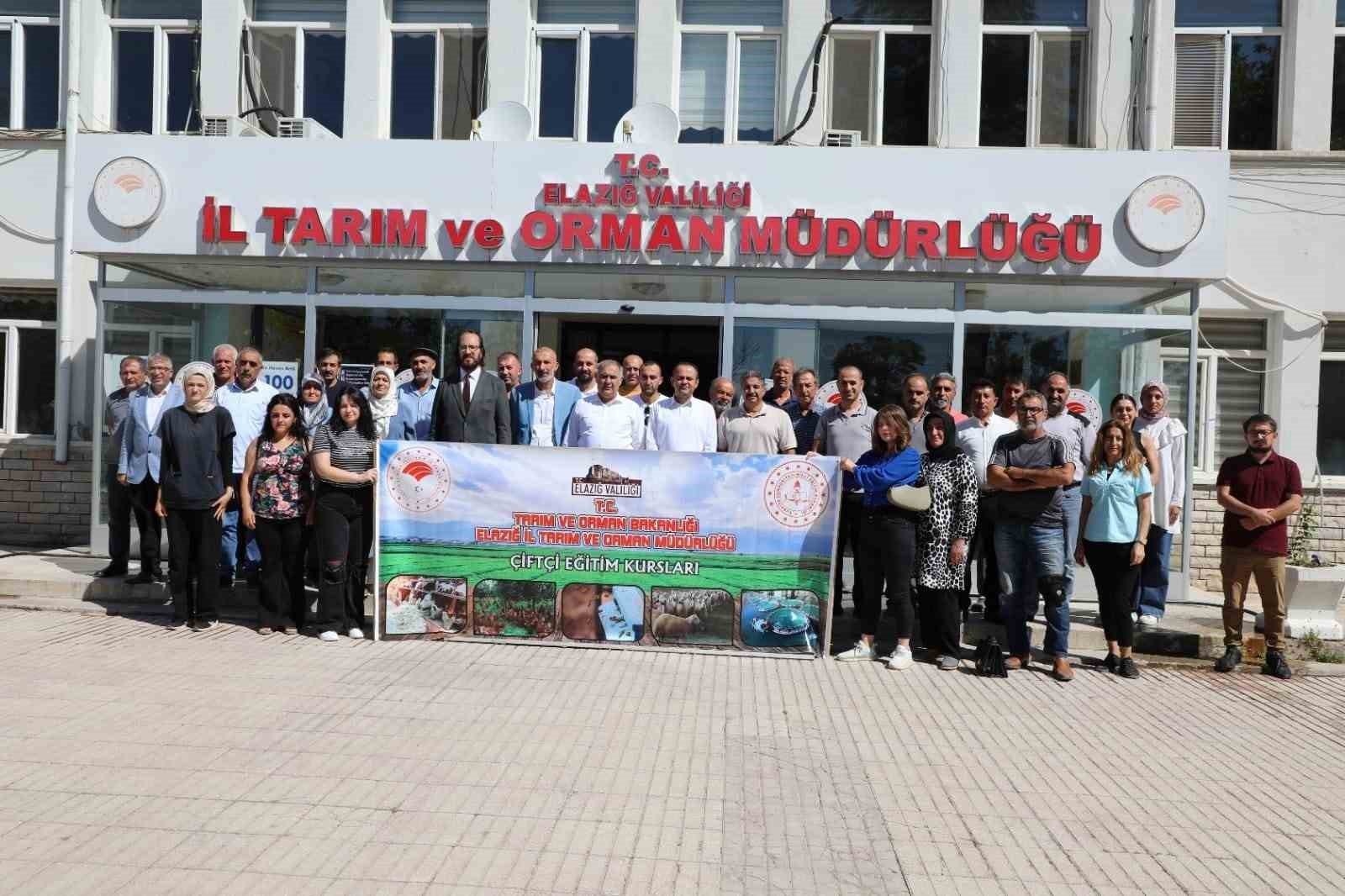 Elazığ&rsquo;da arıcılık kursları başladı
