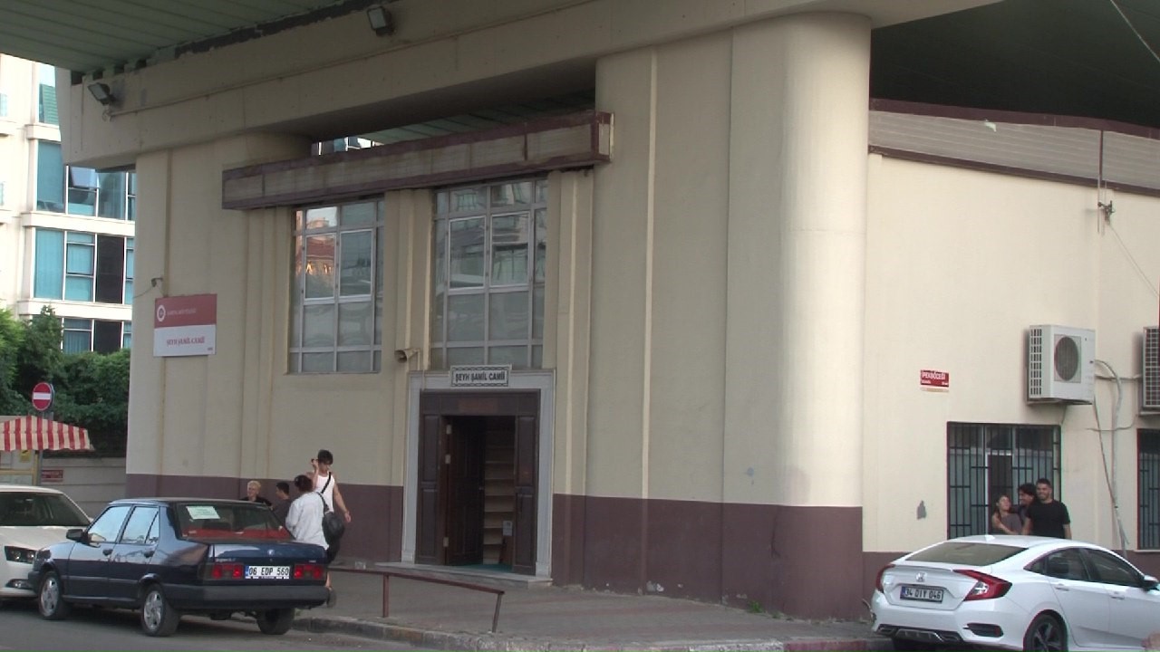 Kartal’da Şeyh Şamil Camii’nin mimarisi görenleri hayrete düşürüyor