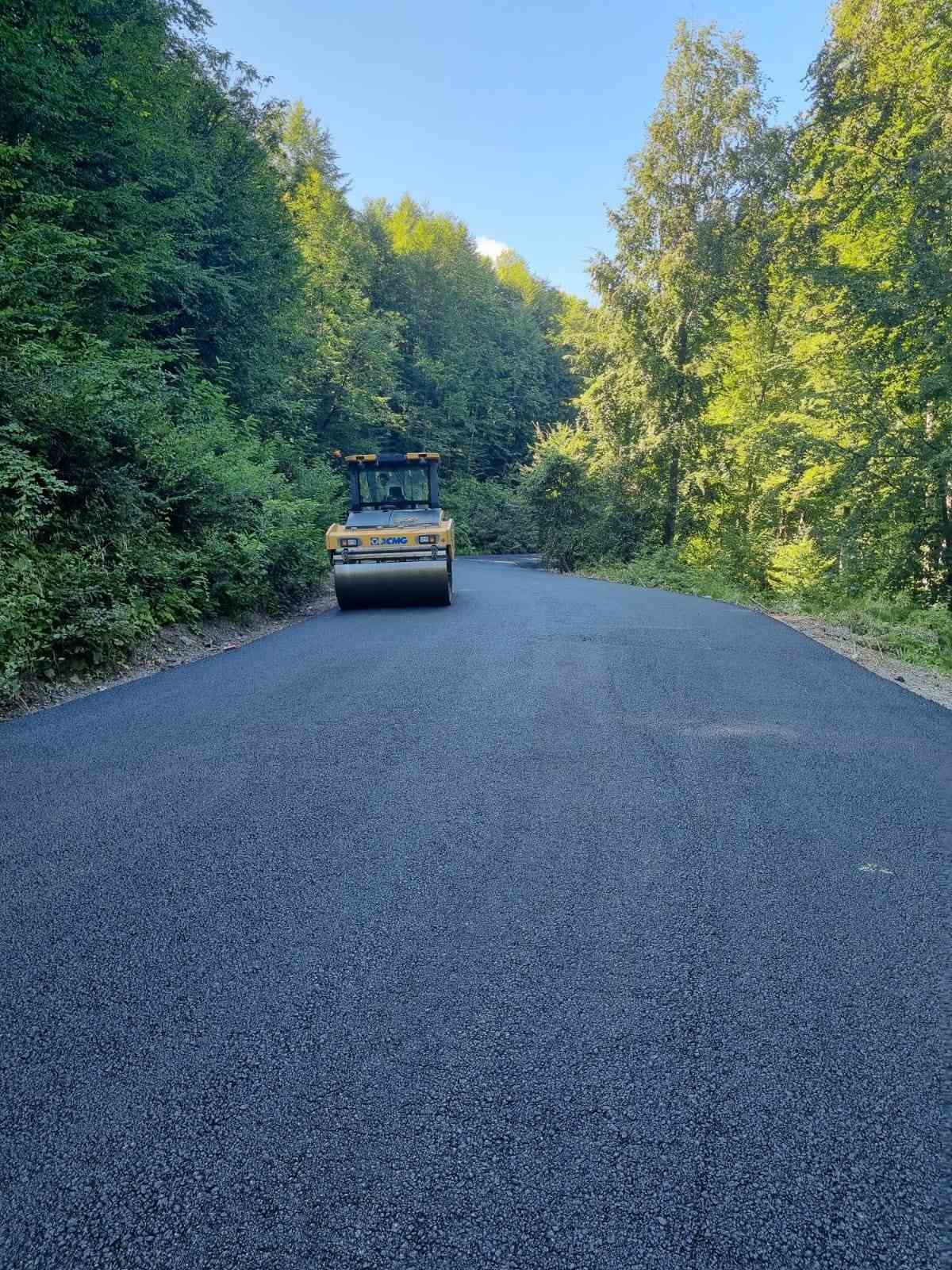 Zonguldak&rsquo;ta k&ouml;y yolu &ccedil;alışmaları tamamlandı
