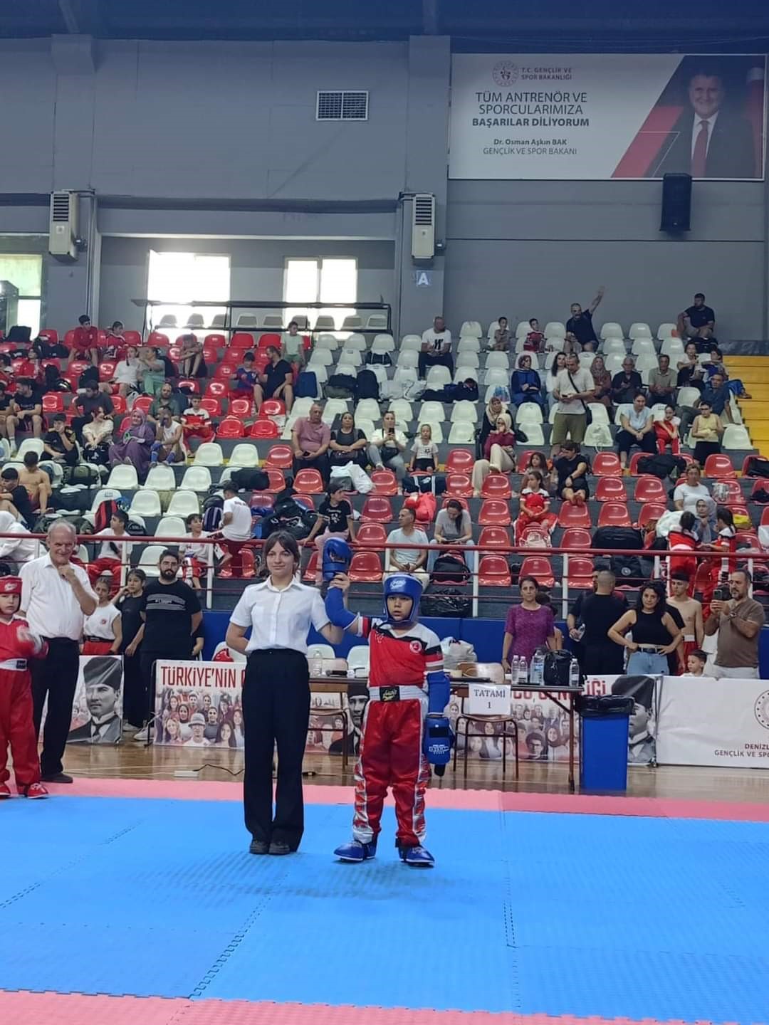 K&uuml;tahyalı sporcular başarıya doymuyor
