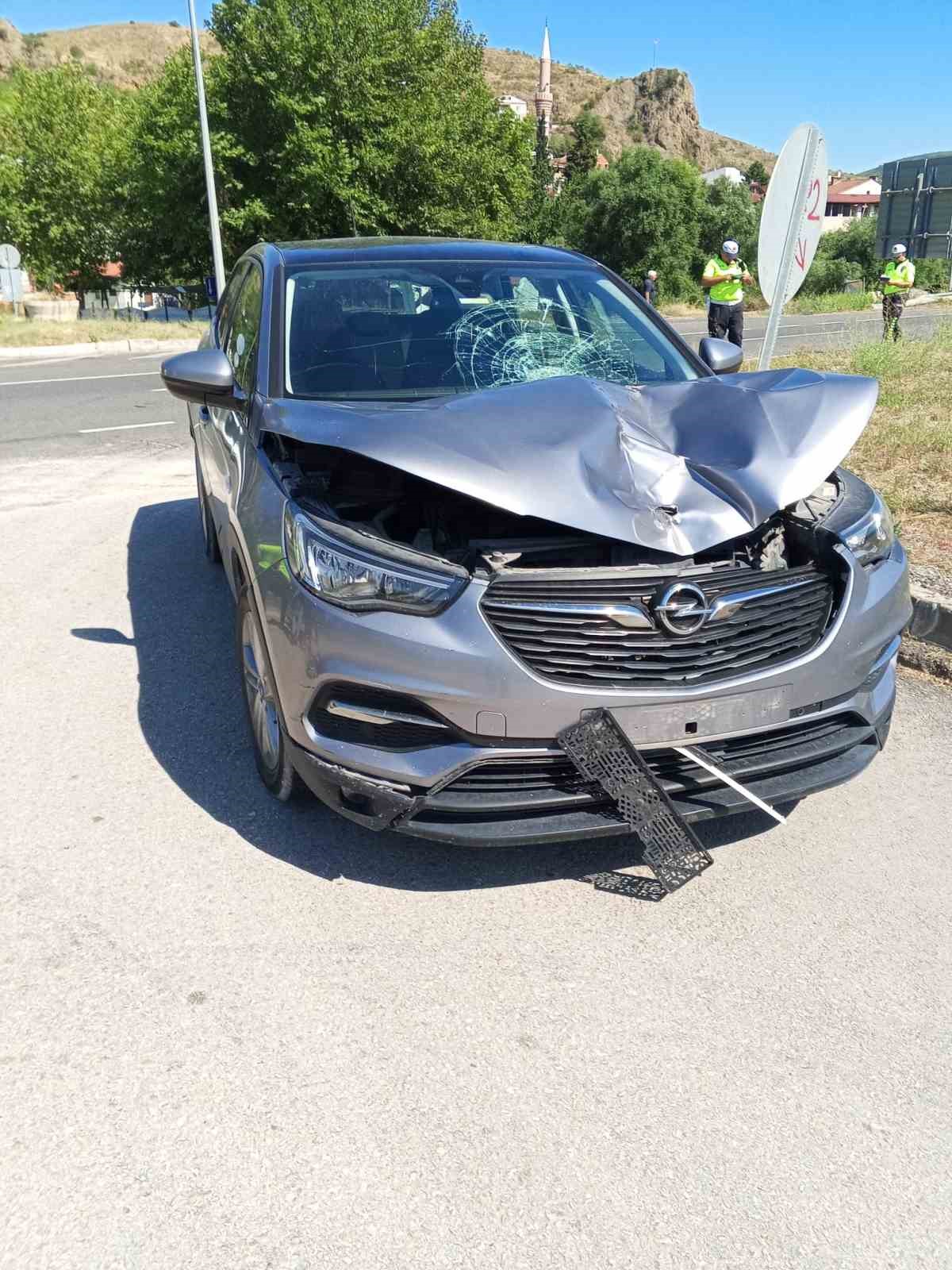 Otomobilin çarptığı yaya hayatını kaybetti