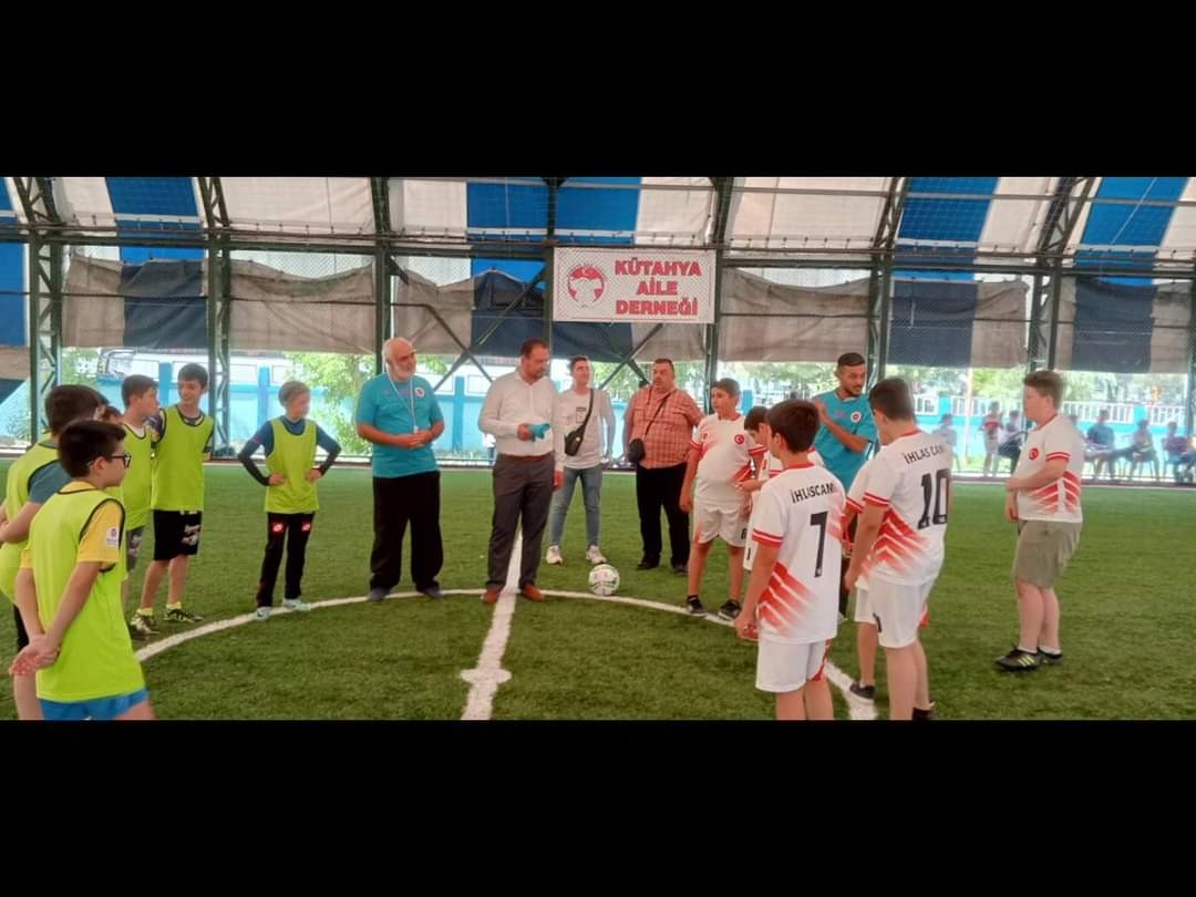 K&uuml;tahya&rsquo;da Yaz Kur&rsquo;an Kursları Futbol Turnuvası başladı
