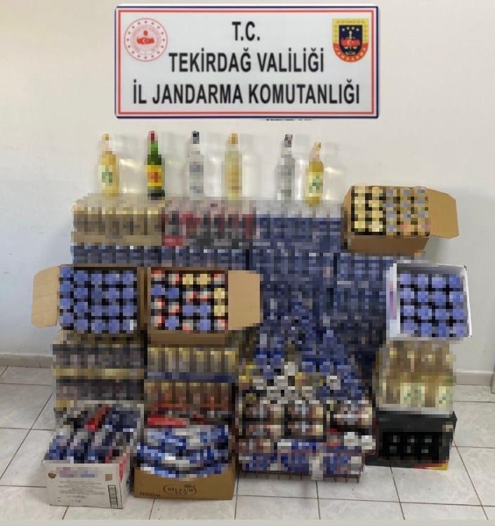 Tekirdağ&rsquo;da ka&ccedil;ak i&ccedil;ki operasyonu
