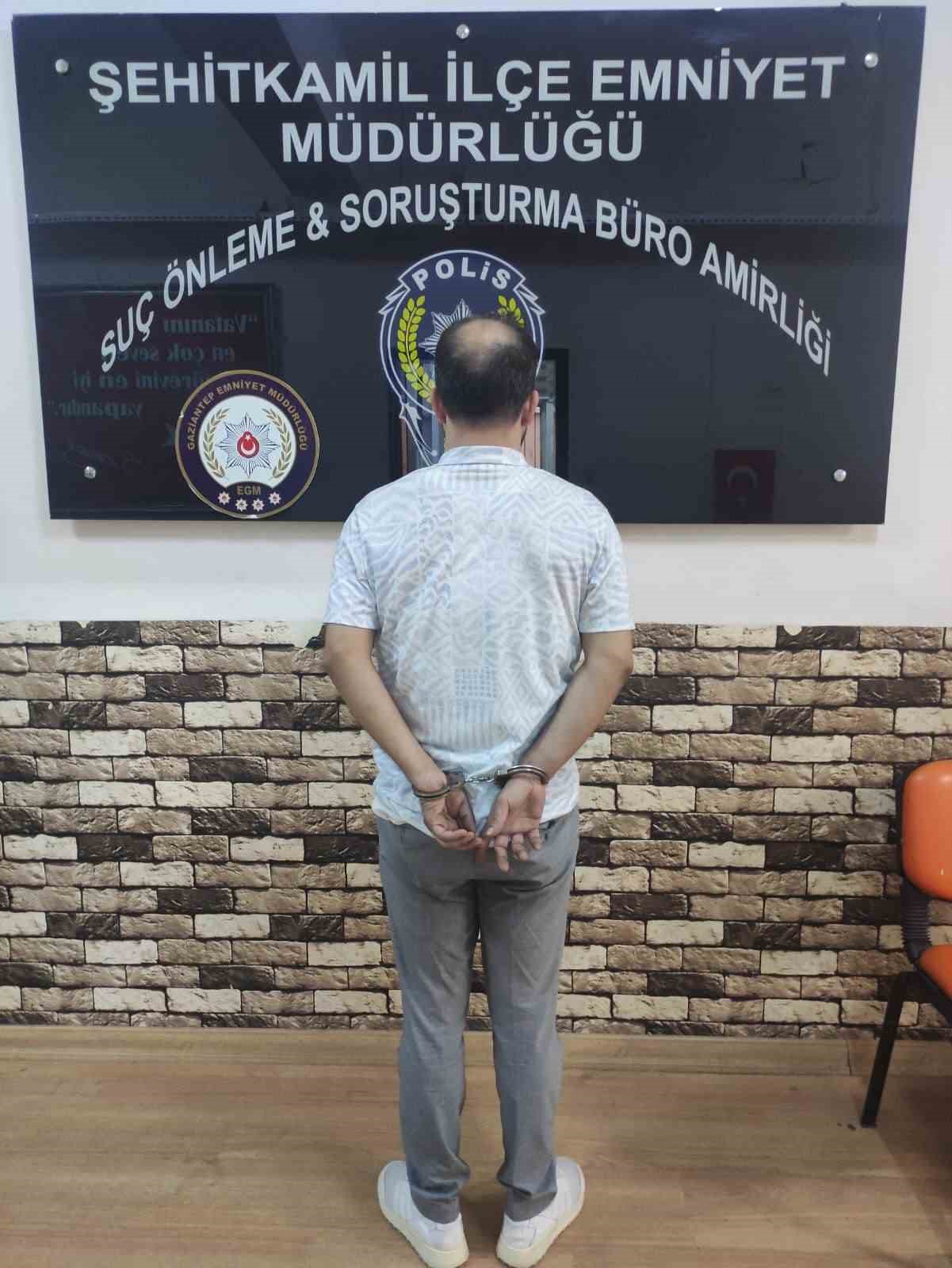 Kesinleşmiş hapis cezası bulunan su&ccedil; makinesi firari yakalandı
