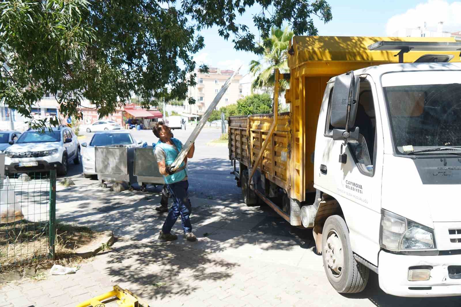 Kaba atıklar geri dönüştürülüyor
