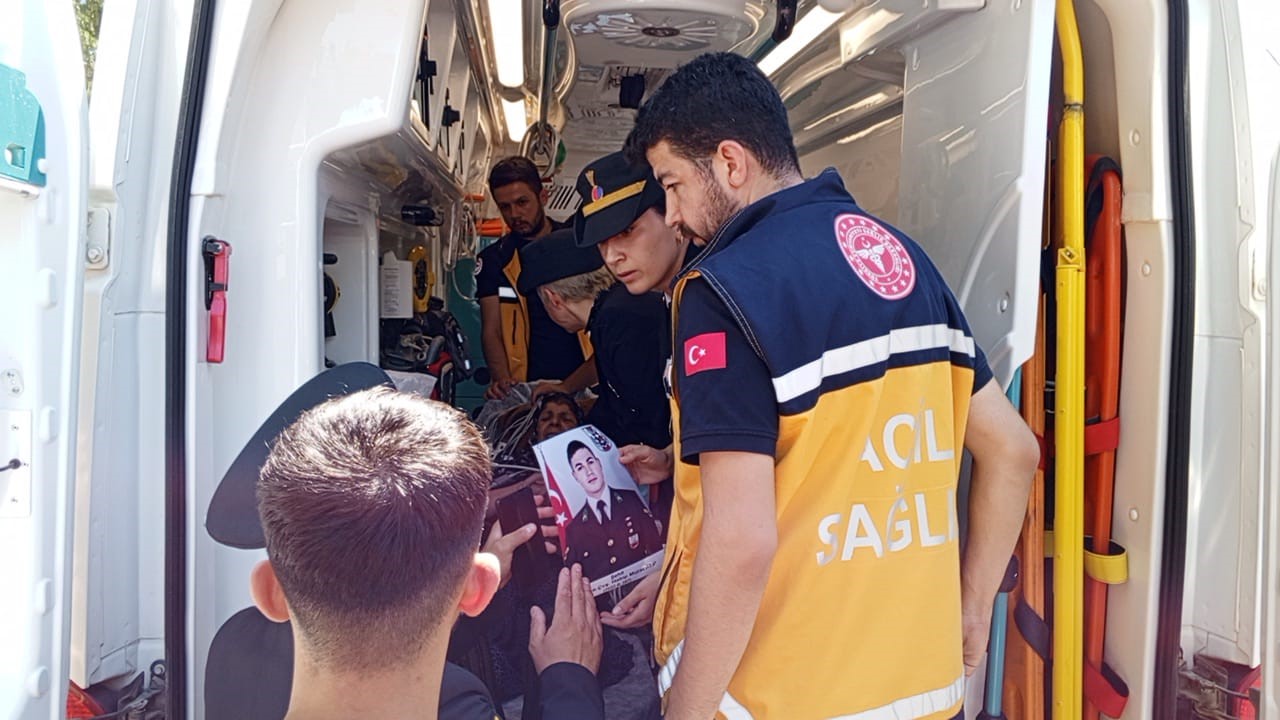 Şehit Murat Alp, 3 g&uuml;n &ouml;nce ailesiyle g&ouml;r&uuml;şm&uuml;ş
