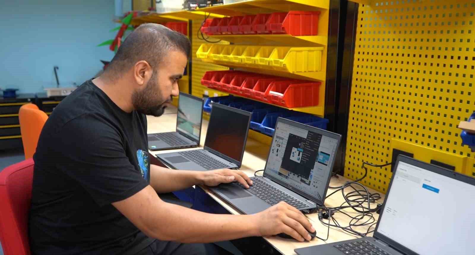 Bilişim uzmanı uyardı: VPN ve DNS değişikliği g&uuml;venlik risklerine yol a&ccedil;ıyor
