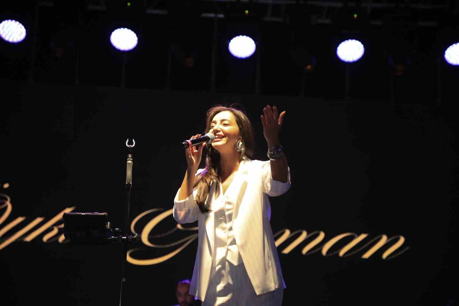 Bitlis&rsquo;te &Ouml;yk&uuml; G&uuml;rman r&uuml;zgarı esti
