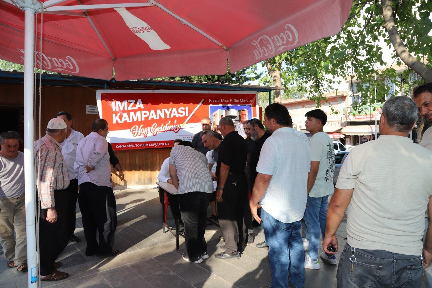 Başkan Hallaç imza kampanyasına destek verdi