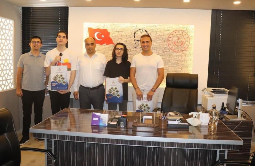 Tavşanlılı &ouml;ğrenciler YKS&rsquo;de hem ailelerini hem de eğitim camiasını gururlandırdı

