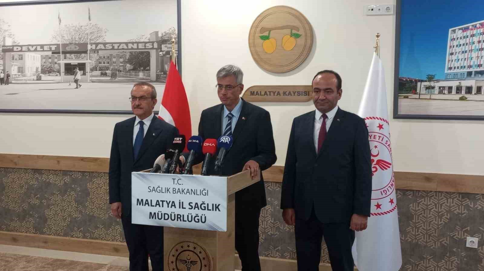 Bakan Memişoğlu: "Önceliğimiz birinci seviye sağlık hizmetlerini güçlendirmek” 