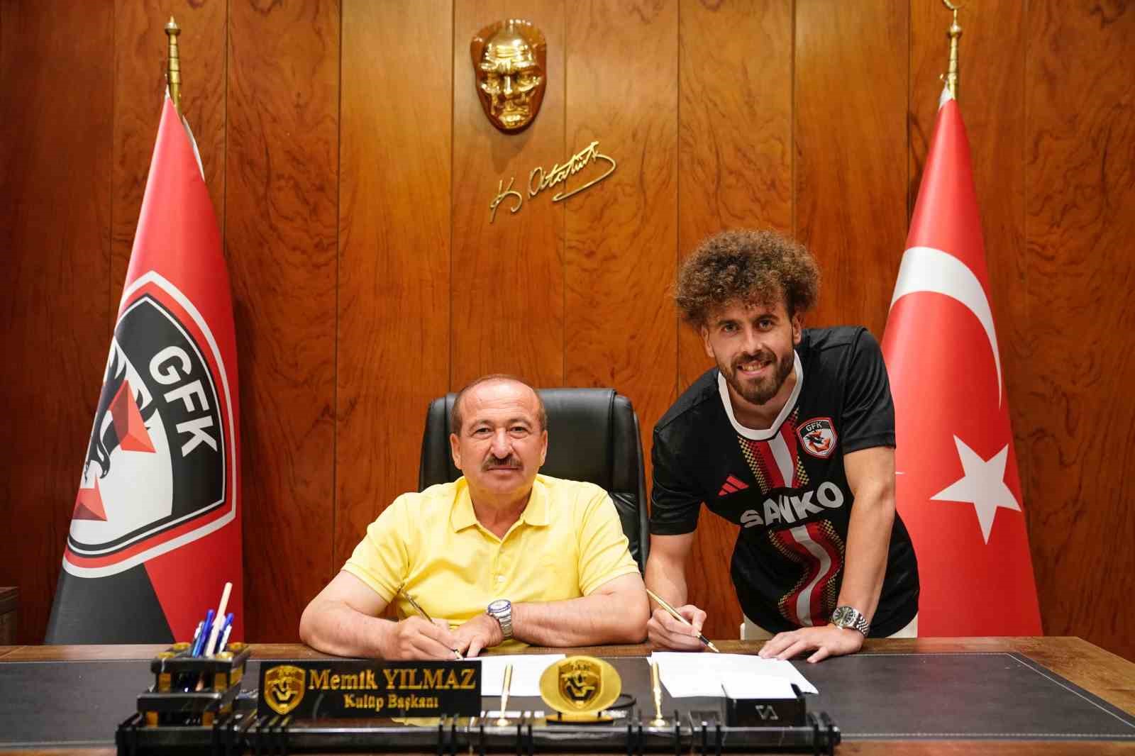 Og&uuml;n &Ouml;z&ccedil;i&ccedil;ek yeniden Gaziantep FK&rsquo;da
