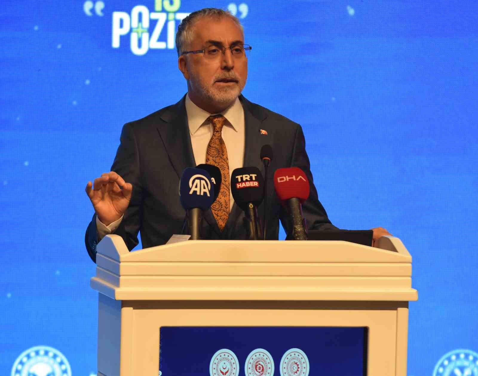 Çalışma ve Sosyal Güvenlik Bakanı Prof. Dr. Vedat Işıkhan: 408 bin 139 kadın işe yerleştirildi
