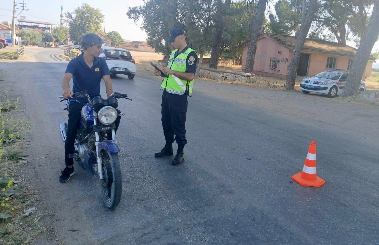 Jandarmadan trafik denetimi