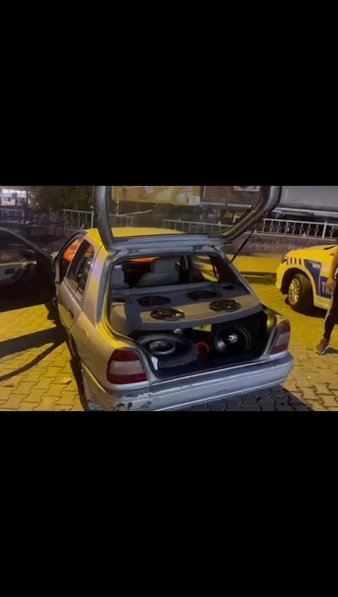 Denizli&rsquo;de abartı egzoz ve y&uuml;ksek sesli m&uuml;zik yayını yapan ara&ccedil;lara ceza yağdı
