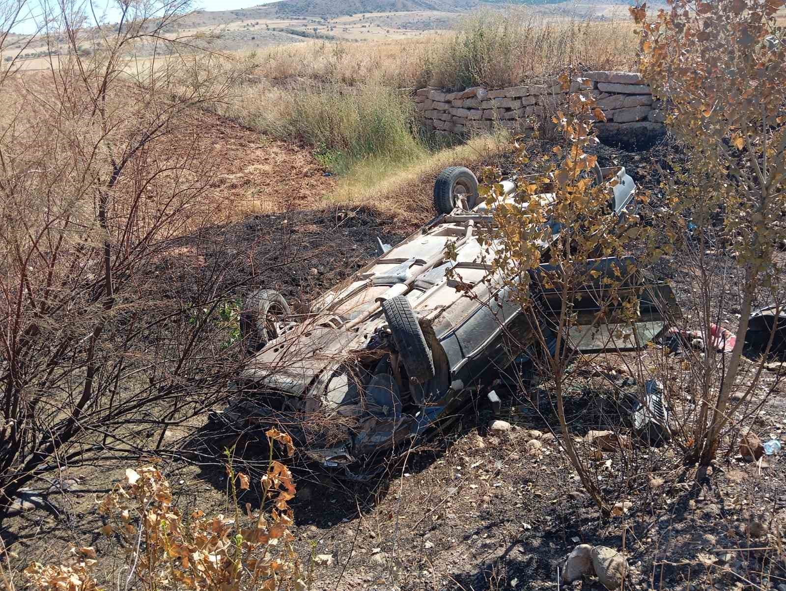 Yozgat’ta otomobil devrildi: 2 yaralı