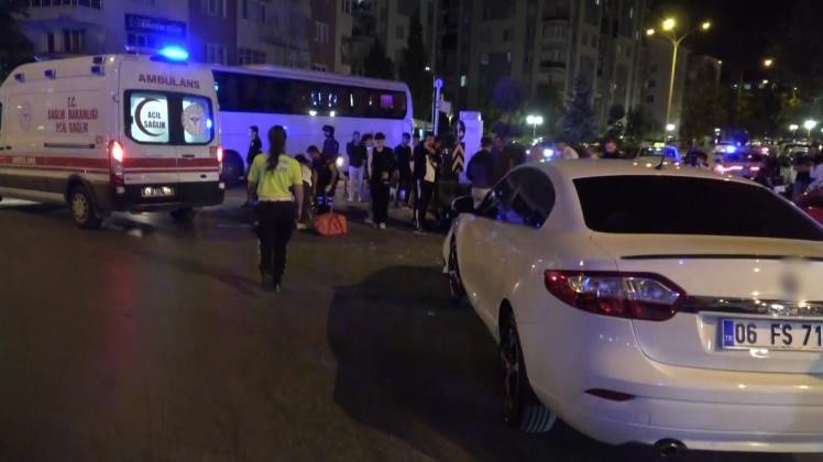 K&uuml;tahya&rsquo;da otomobil ile iki motosiklet &ccedil;arpıştı: 2 yaralı
