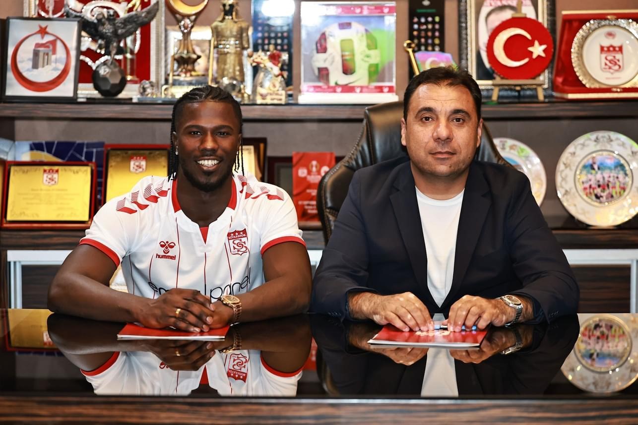 Keita Balde resmen Sivasspor’da
