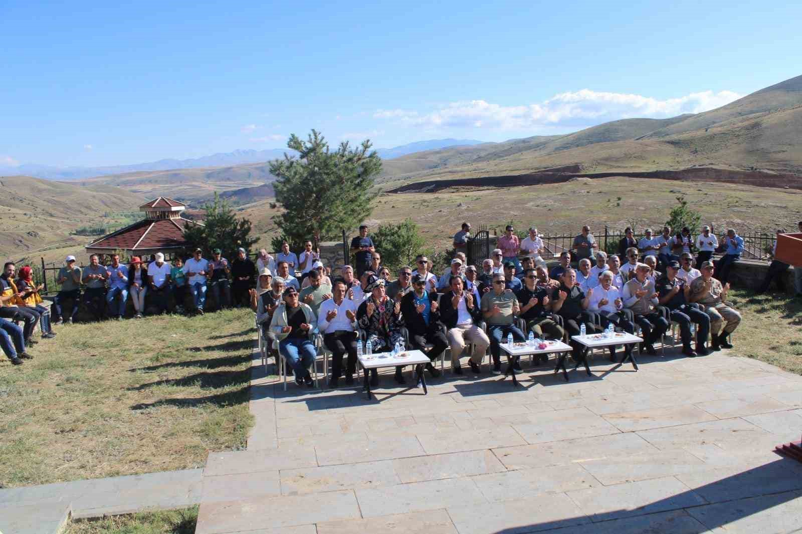 Otlukbeli Meydan Muharebesinin yıld&ouml;n&uuml;m&uuml;nde anlamlı y&uuml;r&uuml;y&uuml;ş
