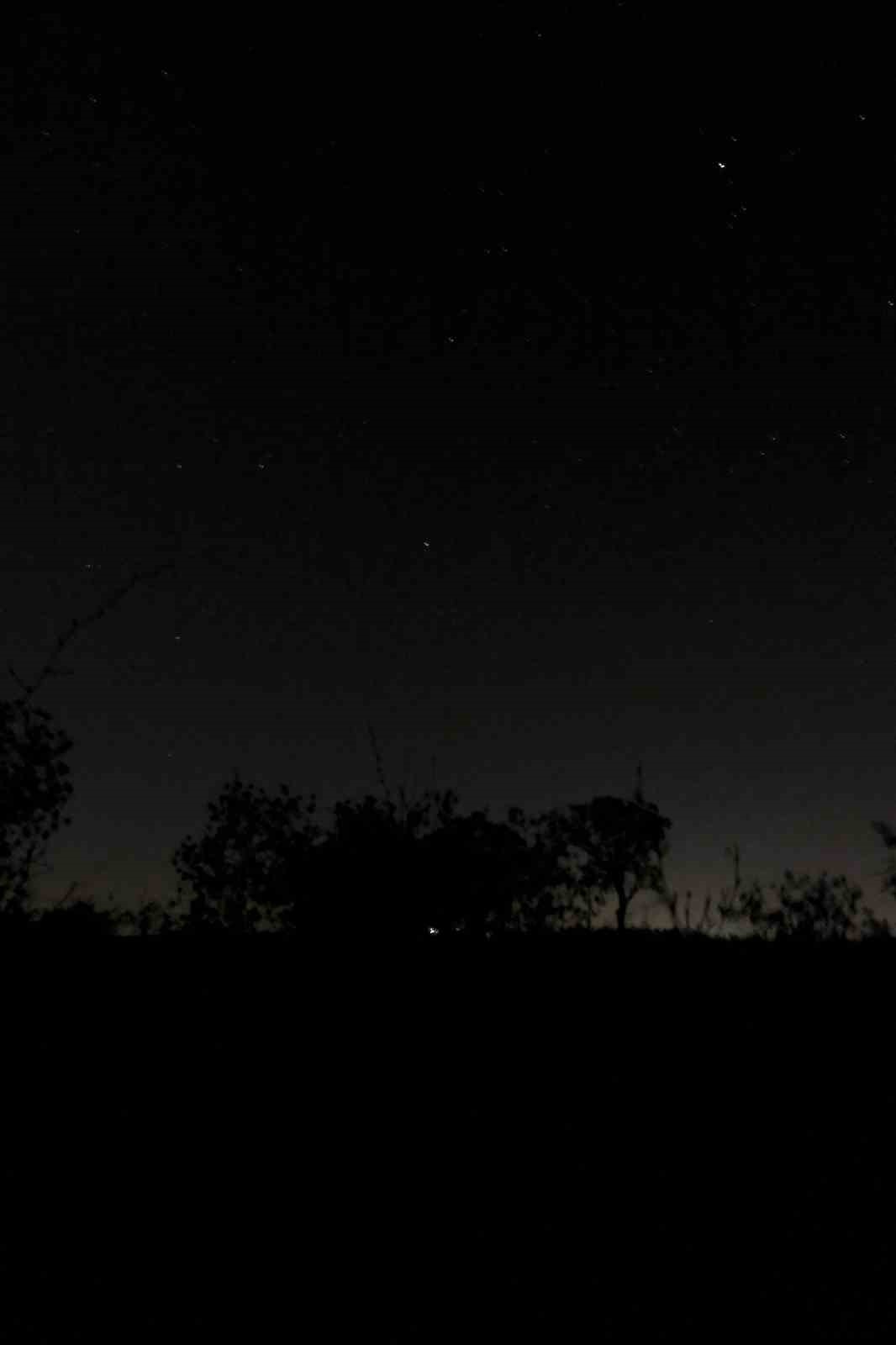 Kırklareli&rsquo;nde meteor yağmuru eşsiz g&ouml;r&uuml;nt&uuml;ler ortaya &ccedil;ıkardı
