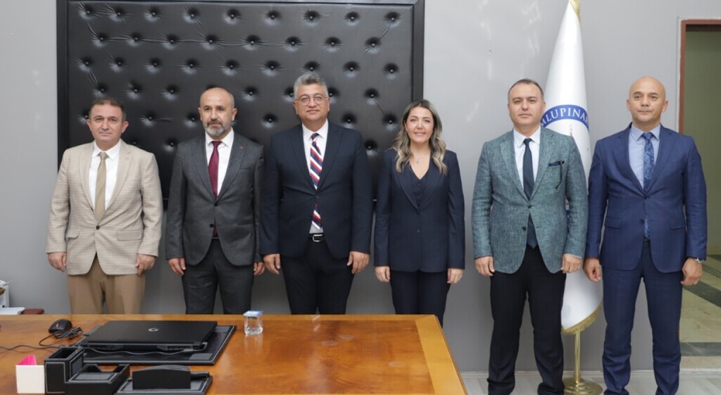 DP&Uuml; Eğitim Fak&uuml;ltesi Dekanı Prof. Dr. Metin Demir g&ouml;revine başladı
