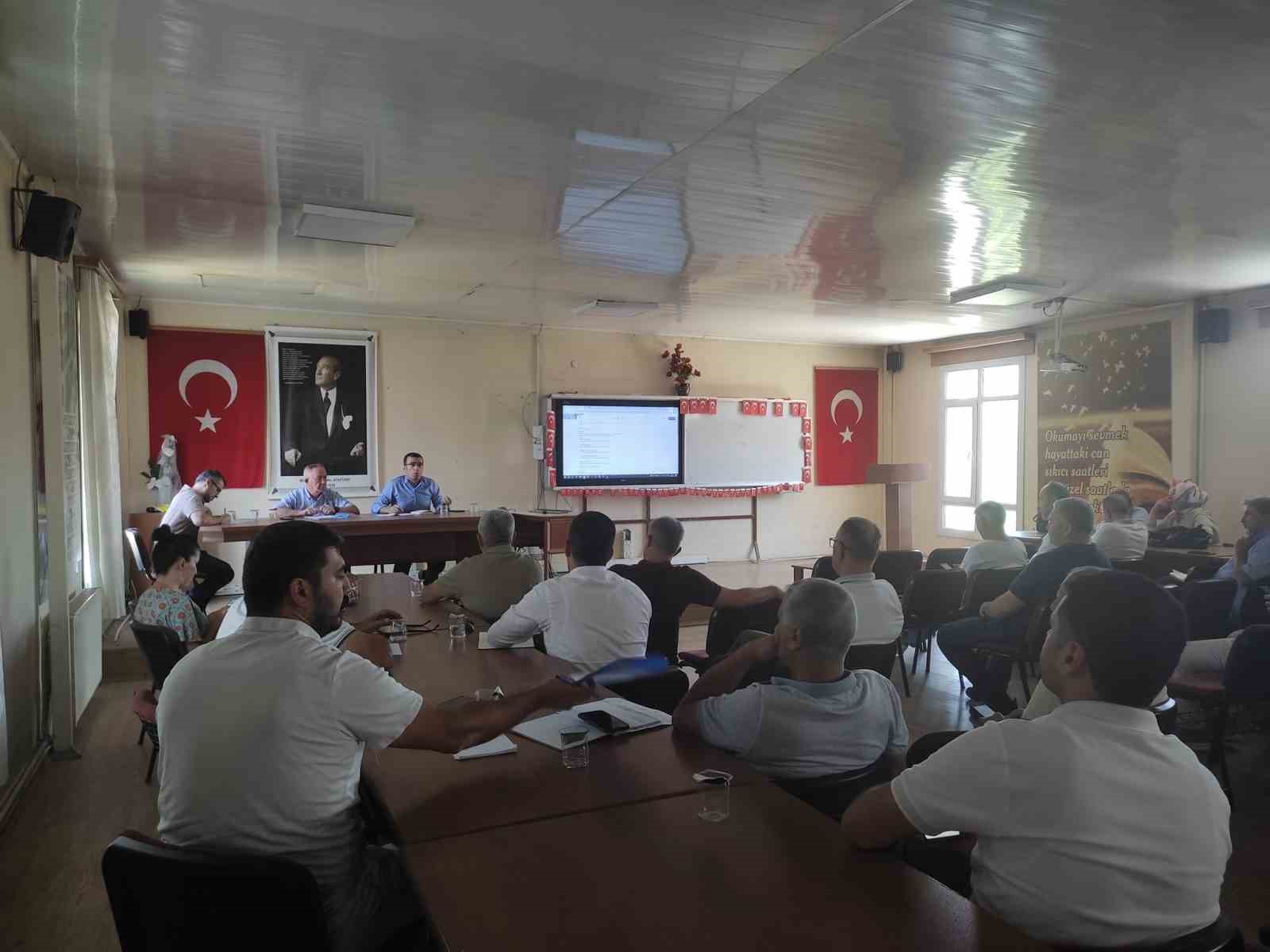 Sarıg&ouml;l&rsquo;de yeni eğitim &ouml;ğretim yılına hazırlık toplantısı yapıldı
