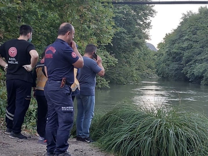 G&ouml;nen &Ccedil;ayı&rsquo;na giren gen&ccedil; kayboldu
