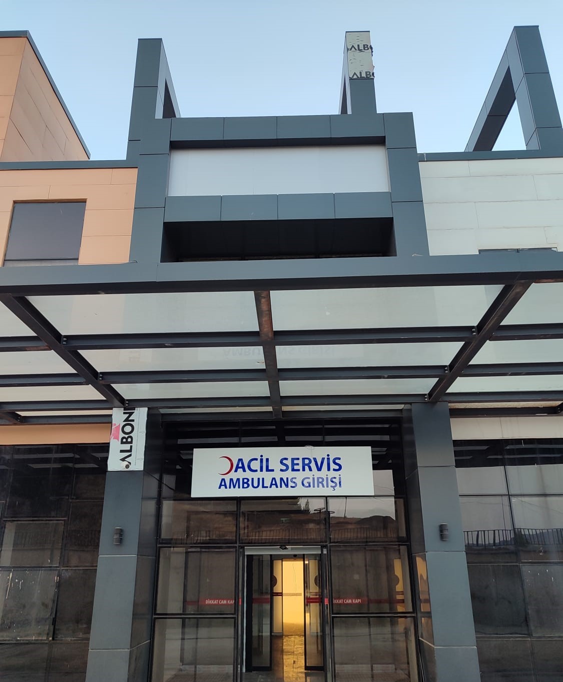 Diyarbakır&rsquo;ın &Ccedil;ermik il&ccedil;esinde 50 yataklı devlet hastanesi hizmet vermeye başladı
