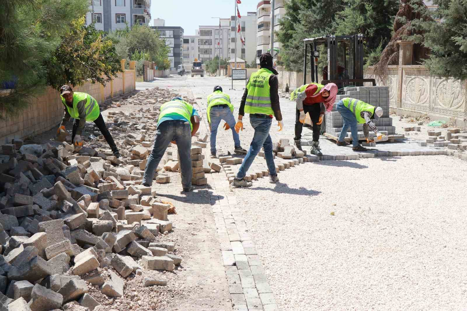 Haliliye Belediyesi üstyapı hizmetleriyle konforu artırıyor