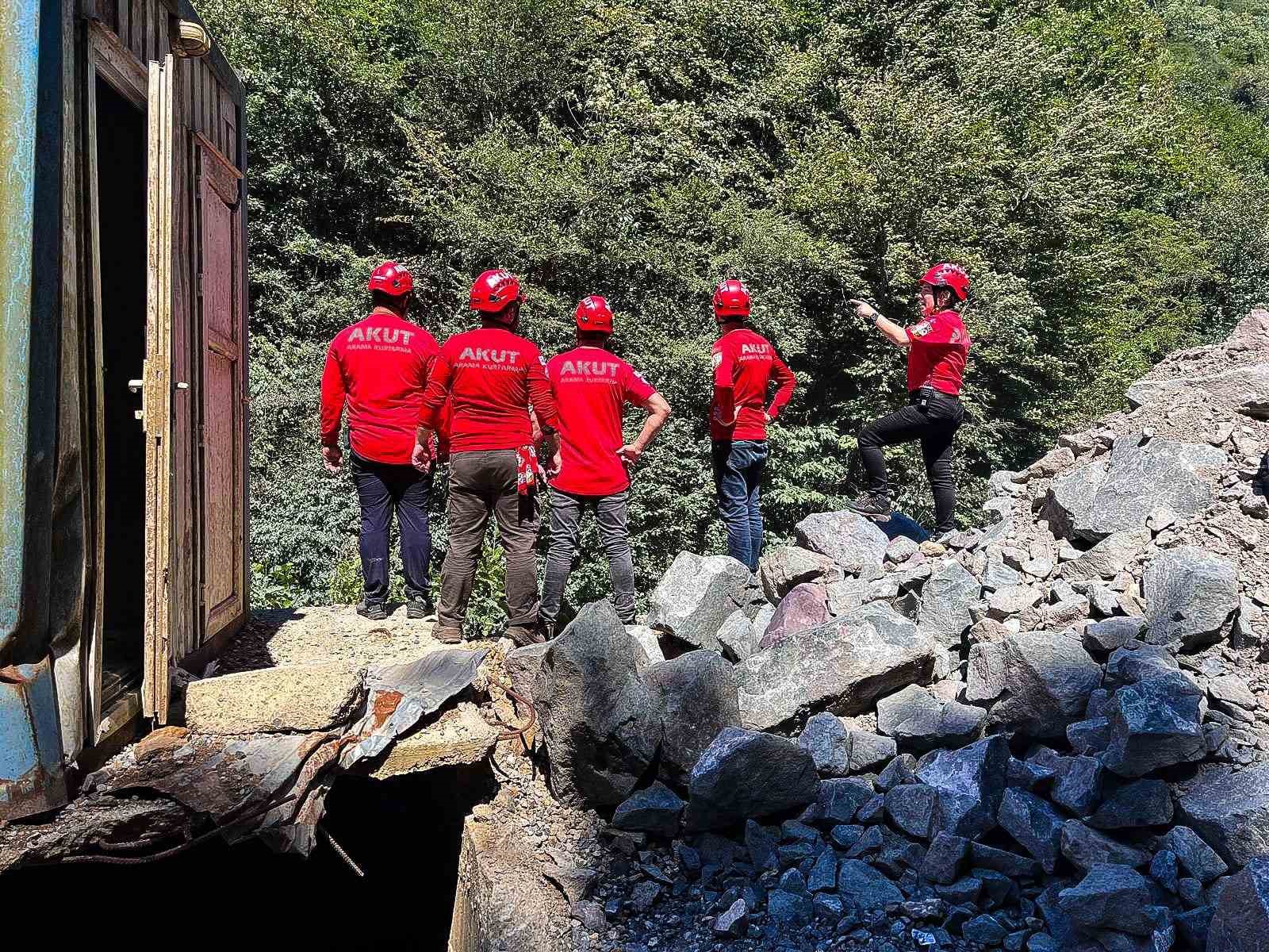 Giresun’da dere kenarında kadın cesedi bulundu