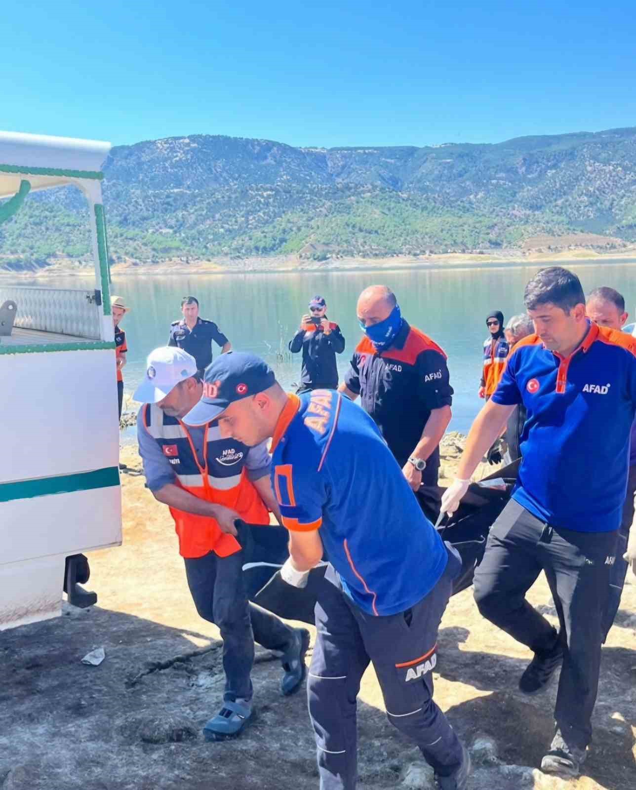 Kayıp olarak aranan şahsın cesedi Boyabat Barajı&rsquo;nda bulundu
