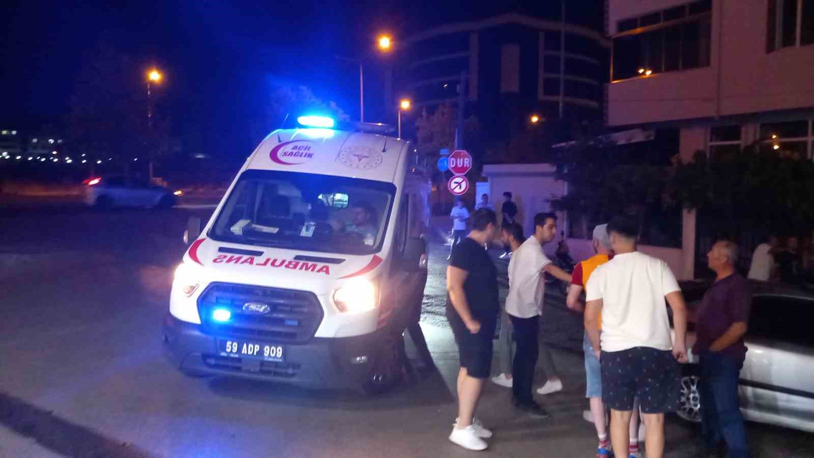 Kafa kafaya &ccedil;arpıştığı motosikletli komşusu &ccedil;ıktı
