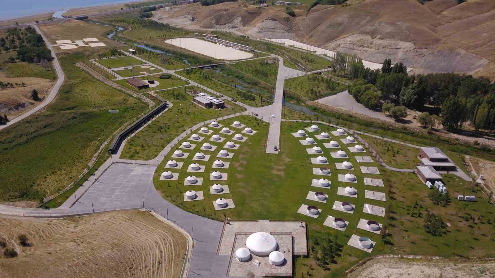 Ahlat, b&uuml;y&uuml;k zaferin 953. yıl d&ouml;n&uuml;m&uuml;ne hazırlanıyor
