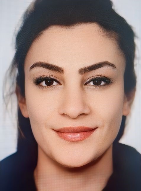 Gece yarısı denize giren genç kadın kayboldu