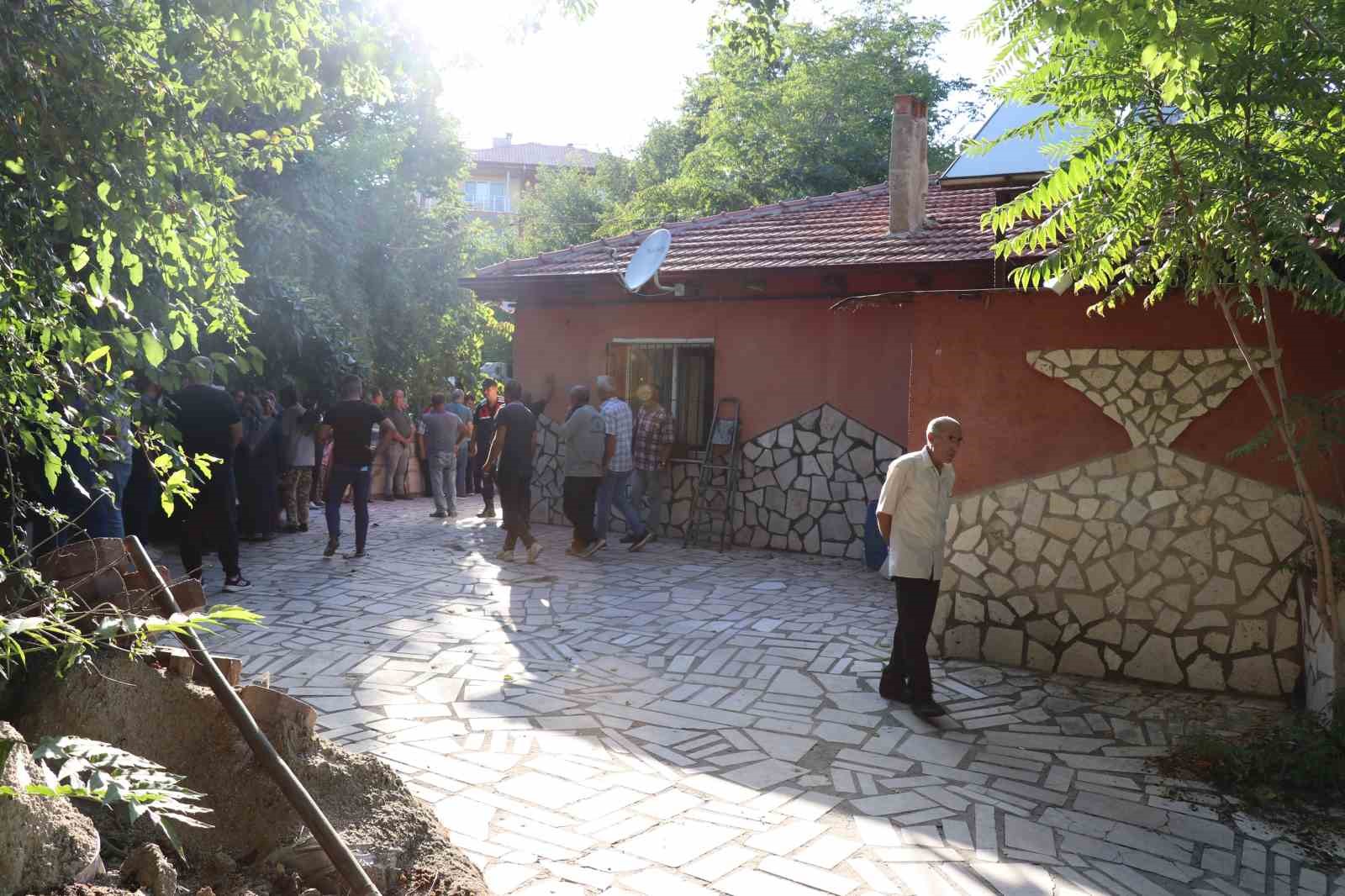 Denizli&rsquo;de 15 yaşındaki &ccedil;ocuk evinde &ouml;l&uuml; bulundu
