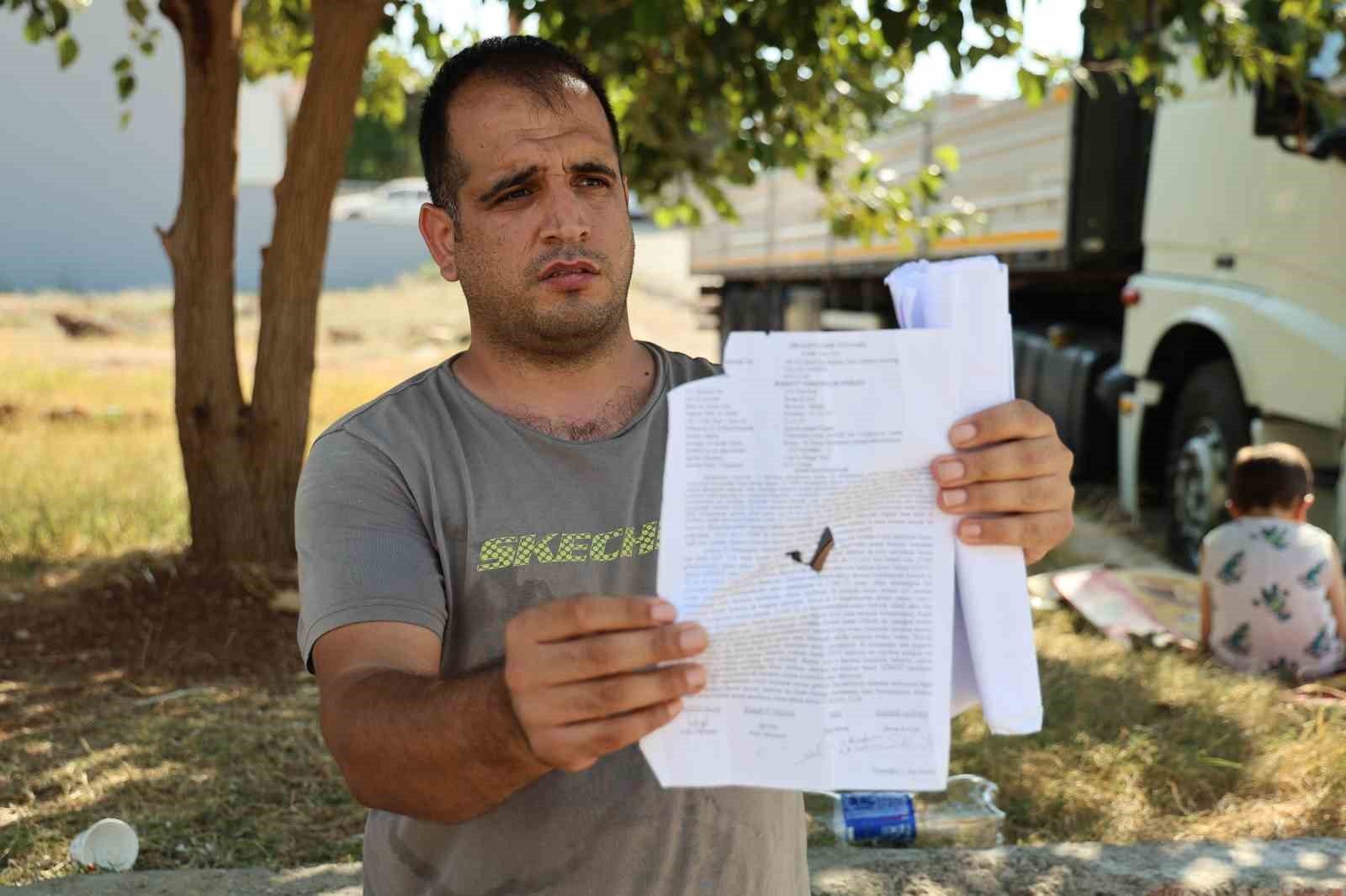 &Ouml;nce kocası boşadı sonra ev sahibi sokağa attı, 2&rsquo;si engelli 4 &ccedil;ocuğuyla perişan oldu
