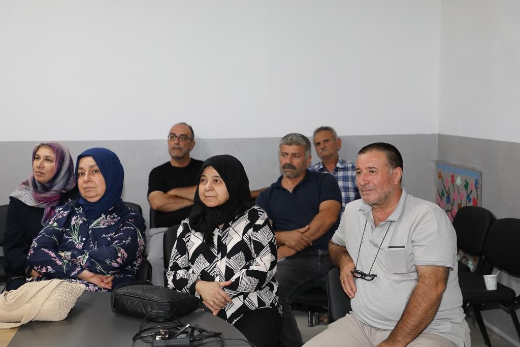 Şehzadeler Engelsiz Yaşam Merkezi’nde velilerle toplantı yapıldı